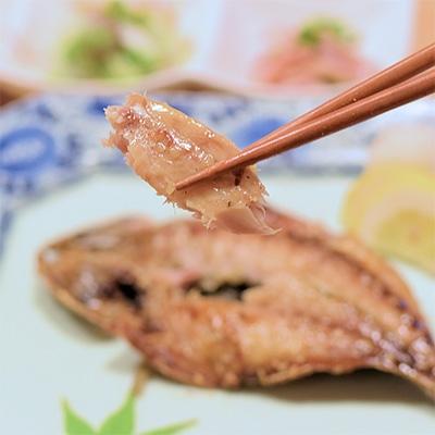 ふるさと納税 唐津市 【無添加・無着色・手作り】脂ノリノリふっくら唐津産旬アジ干物18枚入セット |  | 03