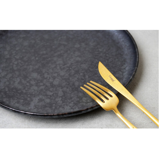 金善製陶所 210カット プレート 黒サビ絞りマット 2枚 有田焼 食器 器 うつわ プレート A25-456_イメージ4