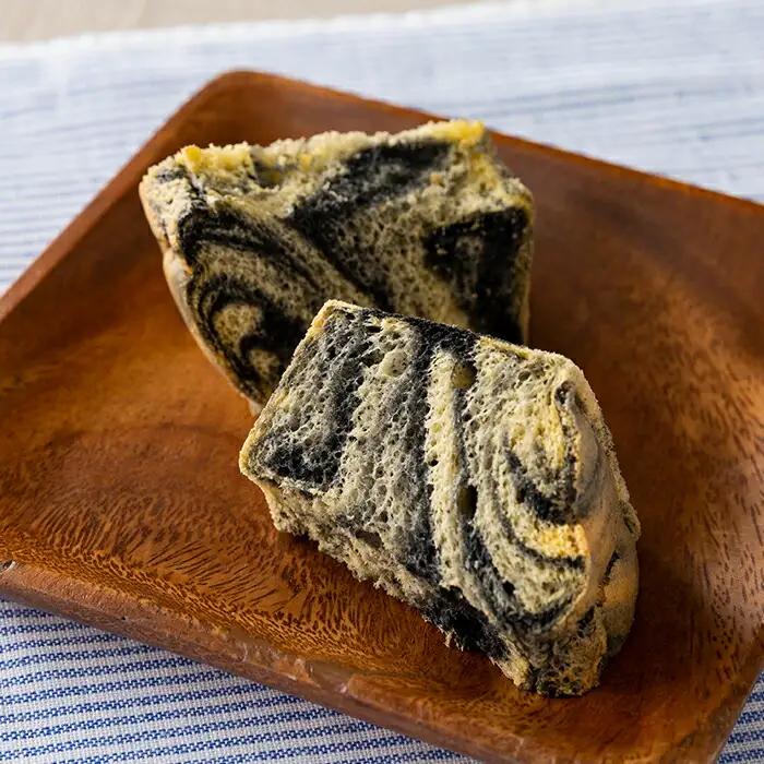 ケーキ ホール ワンちゃんとシェアできる 米粉のシフォンケーキ 炭のマーブル 12cm
