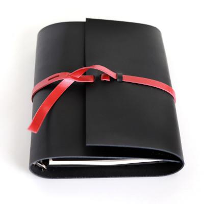 ふるさと納税 高槻市 【KAKURA】紐巻きA5システム手帳 urushiブラック |  | 01