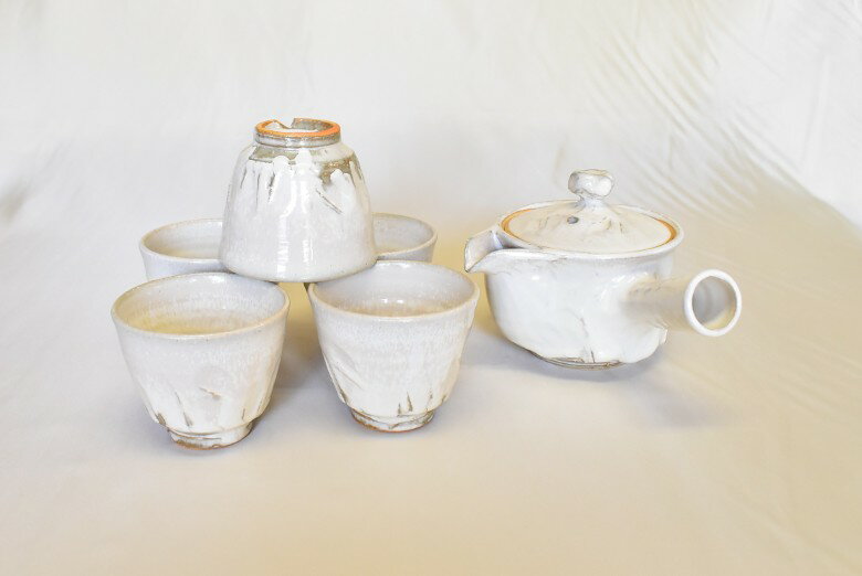 【ふるさと納税】【352047000962】萩焼 白結晶番茶器