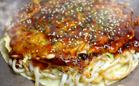 【全6回定期便】【冷凍】広島風お好み焼き（うどん4枚セット） お好み焼 冷凍 広島焼 うどん お総菜 おかず 送料無料 広島県 お取り寄せ グルメ 三次市/お好み焼 いまちゃん[APAK011]