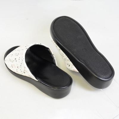 ふるさと納税 王寺町 ゆきまるサンダル 男女兼用(M(24〜25.5cm)) |  | 02