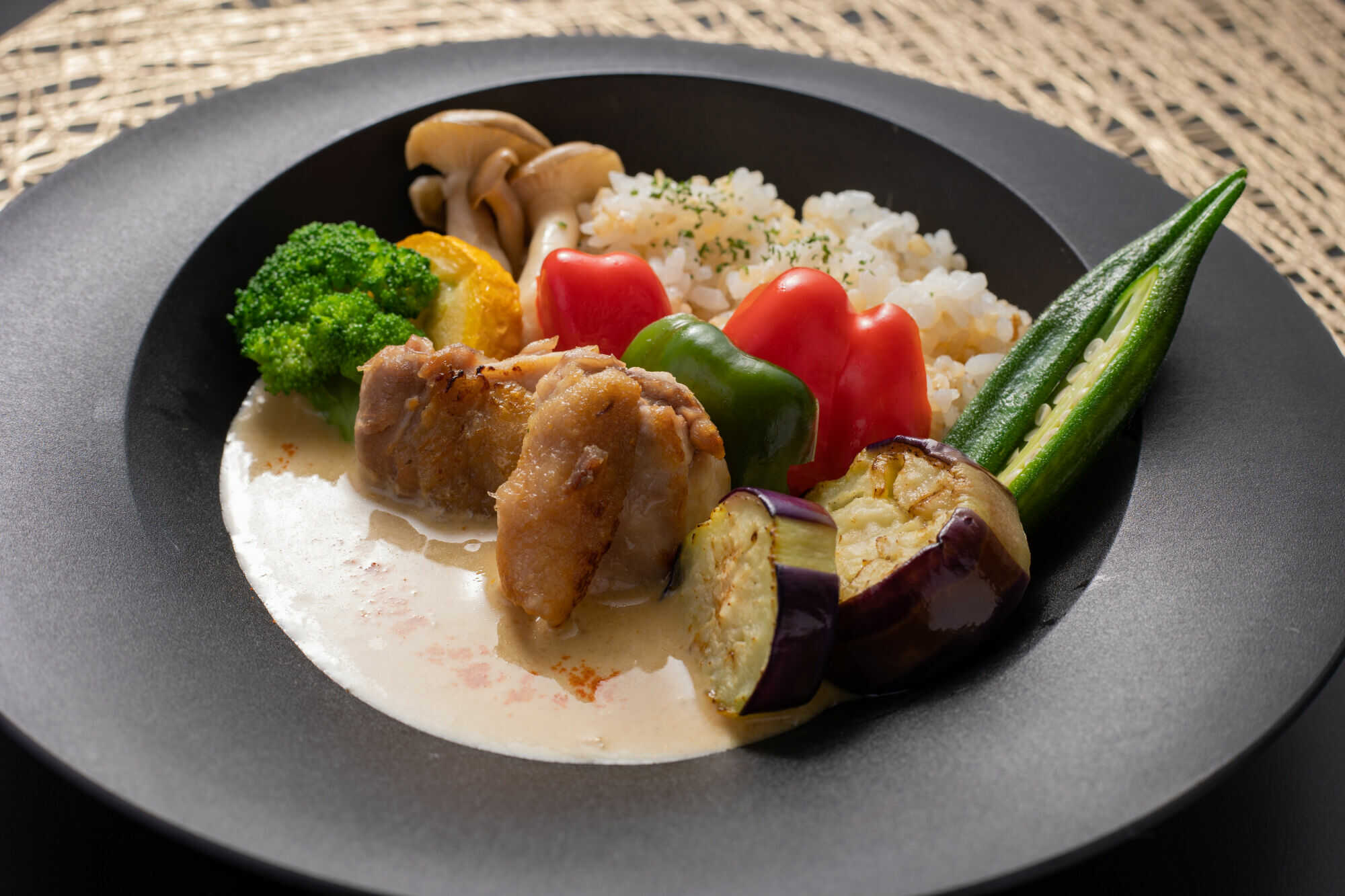 【ふるさと納税】和風なココナッツカレー＆和風なココナッツ 土佐鰹カレー セット 各2パック 【ふきのとう】[ATGP001]