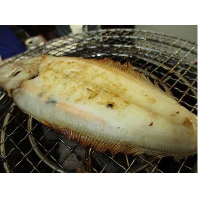 ふるさと納税 浜田市 【2025年5月下旬発送】大秀商店の「干しのどぐろ4尾と子持ち笹かれい6尾」干物セット |  | 02