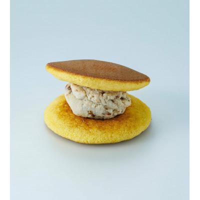 ふるさと納税 京都府 京都府城陽ふわふわしっとりのラムレーズン生どら焼き6個入り |  | 02