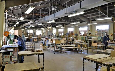 旭川家具 cosine(コサイン)　フォルクスツール メープル　TUストーン_03590