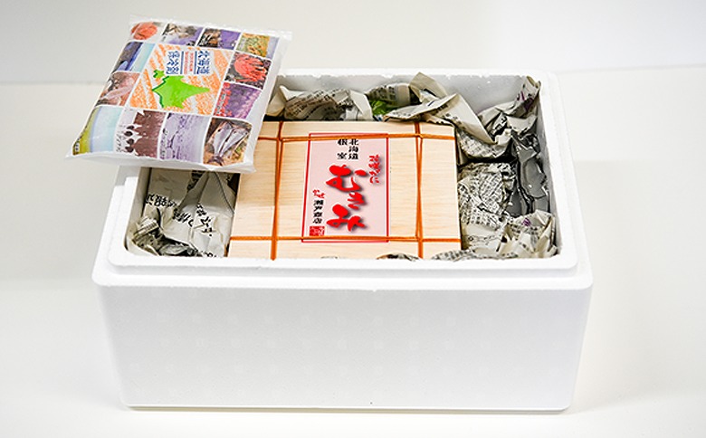 【北海道根室産】花咲かにむき身500g×2P（化粧箱入） F-29001