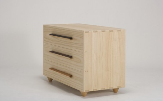 
                  家具 桐チェスト キリモニ(01プラス) 収納 チェスト 木製 ウェッジ ウォールナット 桜 桐 たんす 新潟 田上町
                