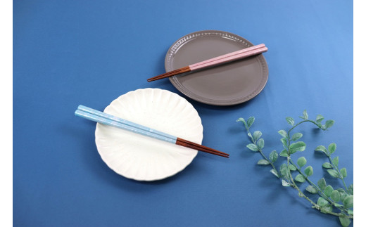 【食洗器対応・滑り止め加工済】若狭塗箸 『本漆美麗桜貝ちらし』 桐箱2膳入 [BFAL012]