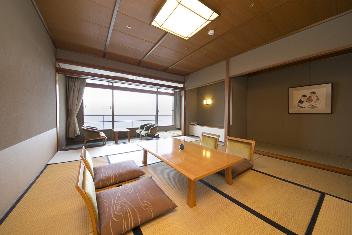 【ホテル浦島】平休日1泊2食付ペア宿泊券 ＜なぎさ館または日昇館 和室＞