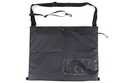 
            R250 サコッシュ2 ブラック ＜サイズ選択可能（ミディアムまたはラージ） ＞
          