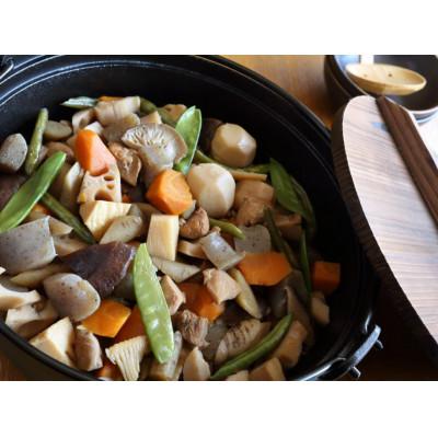 ふるさと納税 雲南市 【紅梅しょうゆ】創業190年以上続く醤油店のうすくち醤油　500ml×2本セット |  | 01