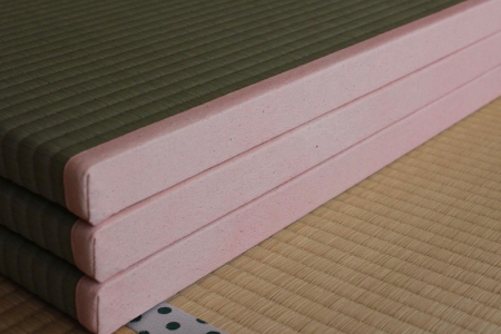 4分の1サイズの畳 桜染め【畳 たたみ おしゃれ コンパクト 置き畳 壁掛け インテリア 数量限定 国産天然素材 和モダン 和風 和インテイリア 家具 マット 吸湿作用 ベビー T1/4=T-Quar