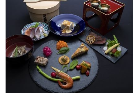家中舎 茶懐石料理（1グループ4名）【H-19】