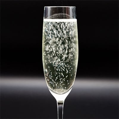 スパークリング日本酒　AWASAKE　720ml(専用カートン付き)