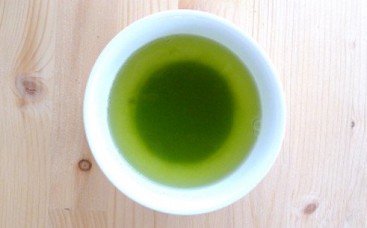 手軽に本格有機緑茶を淹れることがことができる「有機粉末緑茶」（30g×3袋）