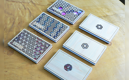 B24-549 智頭杉の木製御朱印帳 ー組子模様ー 波