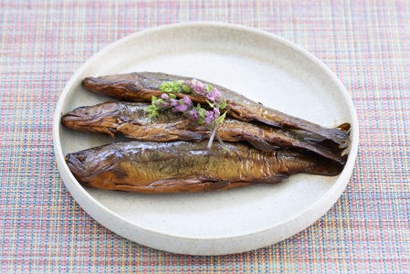 0012-01-06　ご当地グルメセット　その１（富士宮やきそば8食・虹鱒甘露煮）