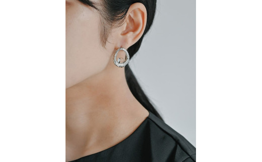 HARIO ピアス エン HANS-EN-P-TI｜耐熱 ガラス アクセサリー ハリオ 職人 繊細 フォーマル カジュアル きれいめ おしゃれ 20代 30代 40代 贈答 プレゼント ギフト 贈り物