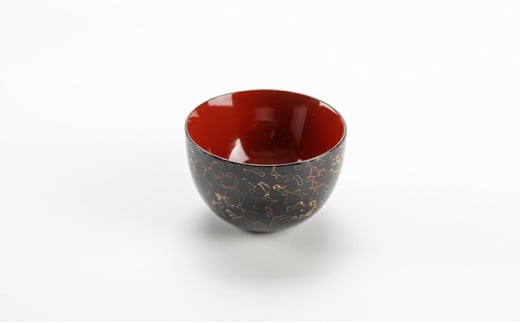 津軽塗 ぐい呑み(内羽反) 唐塗/黒茜【 民芸品 工芸品 酒器 ペア  】