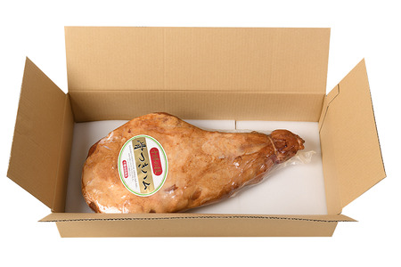 【北海道】特大サイズ8㎏の骨付きモモハム 特大骨付きハム 大きいハム 燻製ハム 豚肉 北海道 ハム 豚