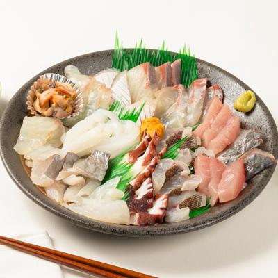 ふるさと納税 長門市 長門市 仙崎産　旬のお刺身盛合せ2-3人前　ノードリップ3D冷凍 |  | 02