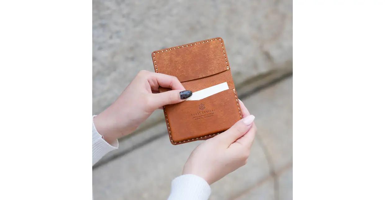 豊岡財布 haaki Leather カードケース HLC500 コニャック /  カード入れ 名刺入れ 革 革小物 牛皮革 メンズ レディース プエブロレザー 手縫いのステッチ ハンドメイド シンプ