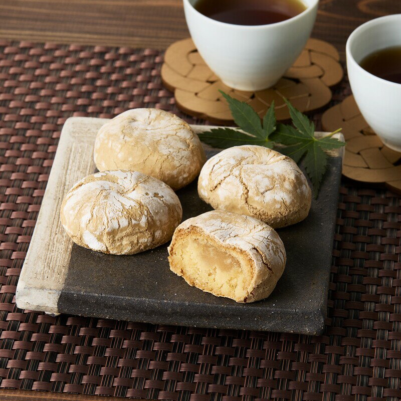 【ふるさと納税】小牧山城 石垣まんじゅう 35g × 8個 楕円形 饅頭 和菓子 焼き菓子 お菓子 個包装 銘菓 小牧銘菓 お茶菓子 スイーツ ゑびす屋商店 お取り寄せ お取り寄せグルメ 愛知県 小牧市 送料無料