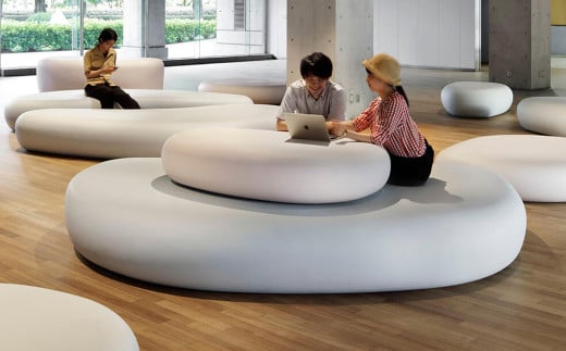 Pebble A （A300） 椅子 イス インテリア オブジェ 置物