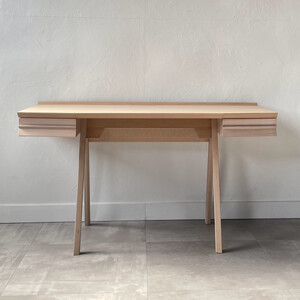 松永工房 MASTER PIECE デスクＮ135 ナチュラルカラー モダンテイスト シンプルデザイン 木製 デスク オフィス ホームユース 書斎 パソコンデスク 北欧モダン ワークペース マスターピ