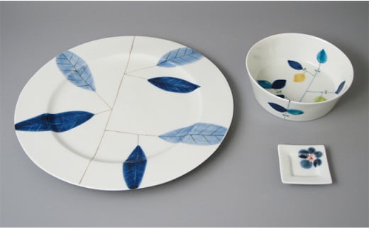 
            食卓セットE（プレート皿1・小鉢1・箸置き1）大慶 食器 器 うつわ 陶磁器 皿 ギフト 贈答 35000円 3.5万円 A35-437
          