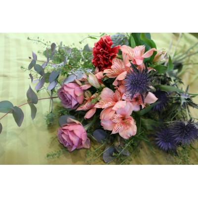 ふるさと納税 磐田市 【磐田市限定】離れて暮らす大切な人へ直接届けます『花の定期便』 |  | 02