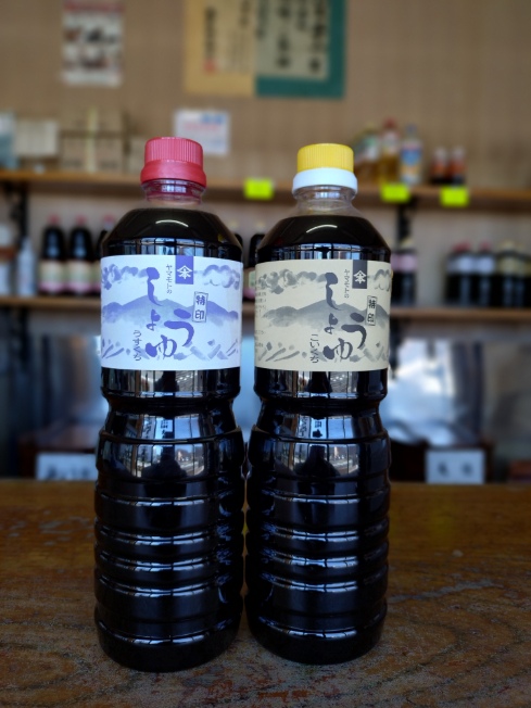 長野県産丸大豆使用 天然熟成もろみをしぼった醤油 2本セット（うすくち1L、こいくち1L）｜醤油 しょうゆ 調味料 信州 伊那産 こいくち うすくち 詰合せ 大豆 天然熟成 国産 長野県産 信州産 コク 伊那市 ふるさと納税 【012-b0】