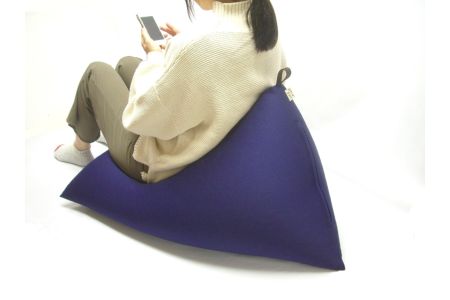 日本製 三角ビーズソファー DELTA 底面90cm ベージュ [0592]