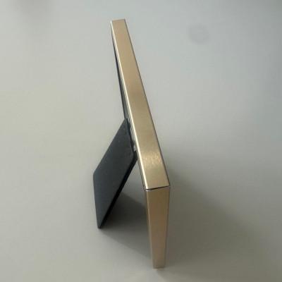 ふるさと納税 青森市 青森伝統工芸　こぎん刺しりんごフレーム |  | 02