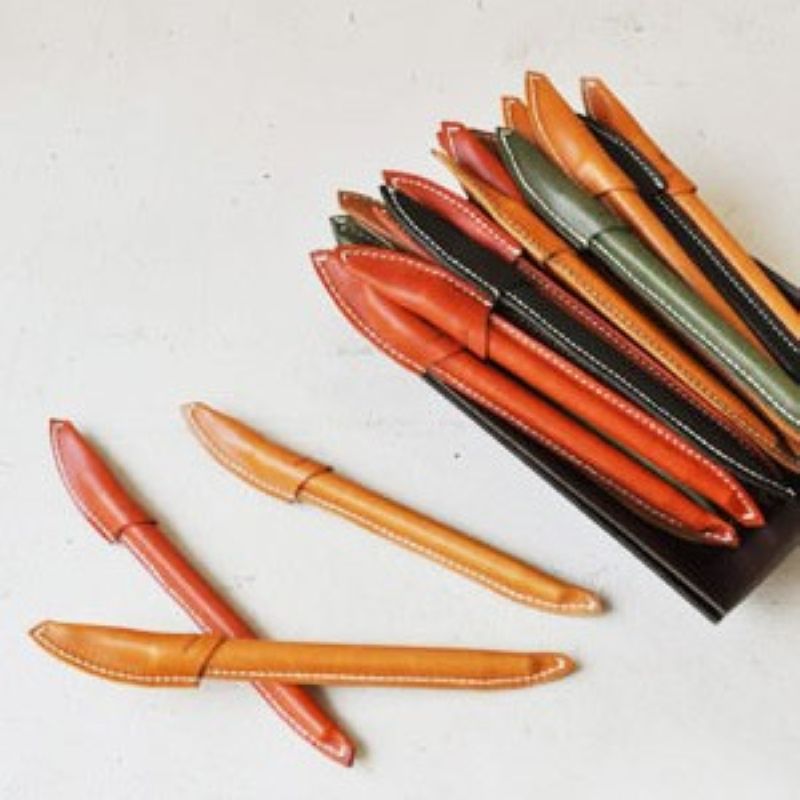 Teha’amana Pen Basic テハマナ ペン ベーシック レッド テハマナ 革 皮 雑貨 おしゃれ レザー 本革 こだわりの逸品 地域特産品 ギフト 自分用 人気 おすすめ