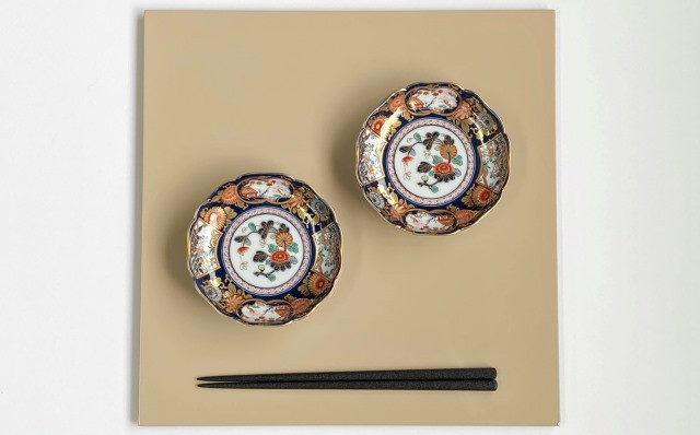 
                  有田焼【其泉】琳派古伊万里様式 小皿2枚セット 賞美堂本店
                