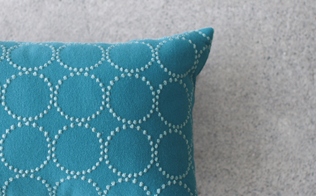 ミニクッション 長方形 タンバリン生地 ブルー ミニクッション