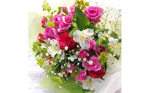 産地直送の薔薇＜バラの花束　ラウンド＞ギフト・贈り物に　ばらの生花 F7X-0105