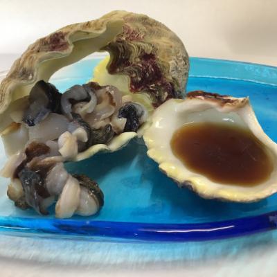 ふるさと納税 今帰仁村 天然ヒメシャコ貝(むき身100g×4パック) |  | 01