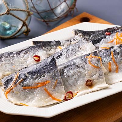 ふるさと納税 青森県 飯寿しセット(紅鮭 200g&にしん 300g) |  | 03