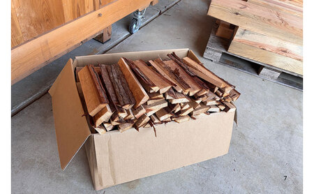 乾燥薪 40cm 針葉樹 約26kg 乾燥薪