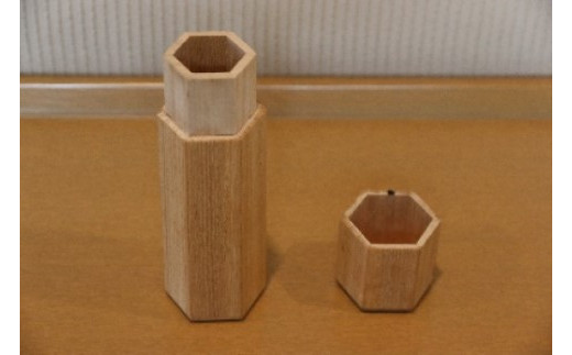 桐の線香ケース クリア 1個 直径約48mm×高さ約154mm クリアオイル塗装 桐たんす職人手作り 桐製 木製 線香入れ ペンケース 筆記具収納 ペン2～3本収納 コンパクト 桐の木目 和室 洋室 仏間 リビング 書斎 デスク 卓上収納 伝統の技 民芸品 工芸品 木工品 日用品 常温配送 埼玉県白岡市 横川たんす店
