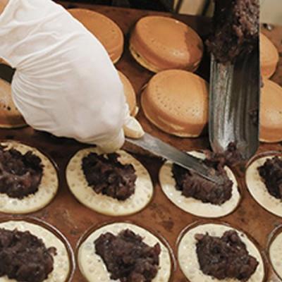 ふるさと納税 松山市 【松山老舗和菓子店】こいずみの大判焼[つぶあん]8個入 |  | 03