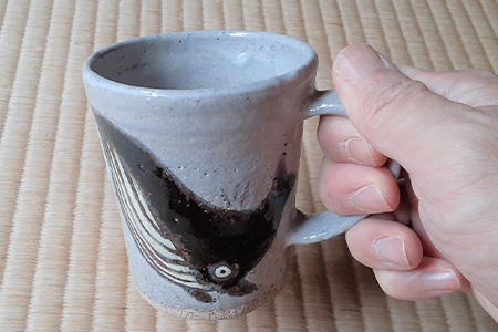 唐津焼 絵唐津鯨紋マグカップ コーヒーカップ コップ くじら クジラ 可愛い おしゃれ ギフト「2023年 令和5年」