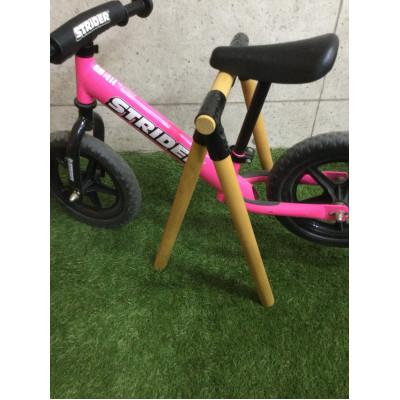 ふるさと納税 和泉市 ストライダー(子ども　ペダル無し自転車)用丸棒スタンド　お孫さんへのプレゼントで一緒にスポーツ!