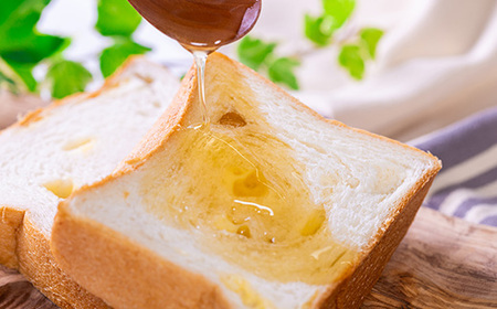 道の駅で大人気のハチミツ(使い勝手の良いプラ容器300g×2本)【1657883】