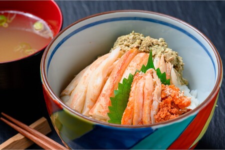 【蟹の匠 魚政】雌雄の甲羅盛り プレミアムズワイガニ夫婦丼セット特大サイズ(11月～12月発送)