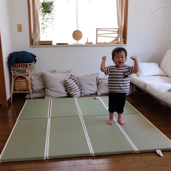 おむつ替えや数枚並べてお子様のお昼寝に